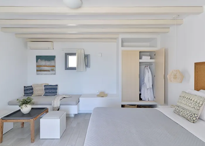 Mythology Naxos & Stelida (Naxos)